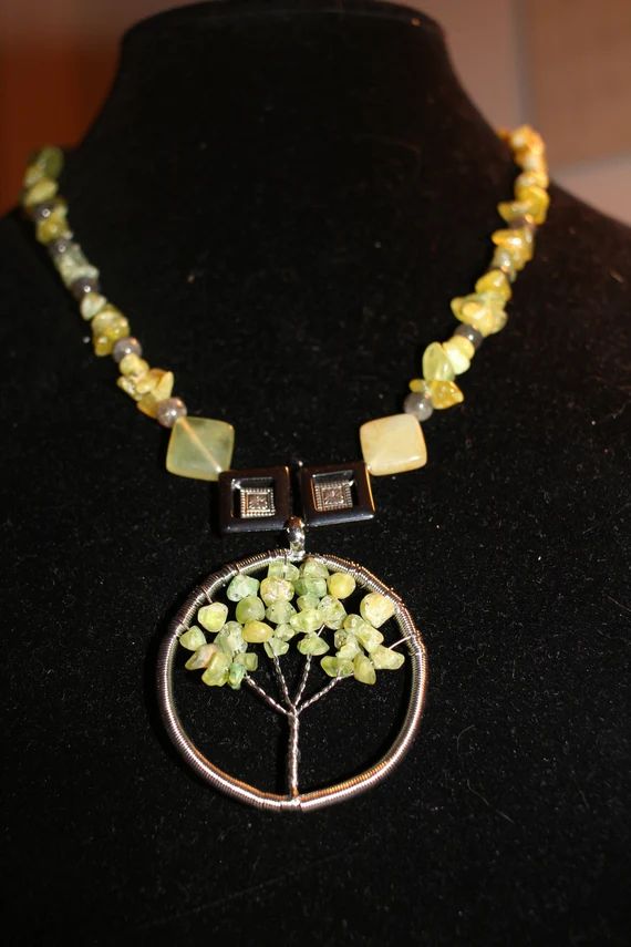 Jade Tree of Life Necklace | Etsy | Etsy (US)