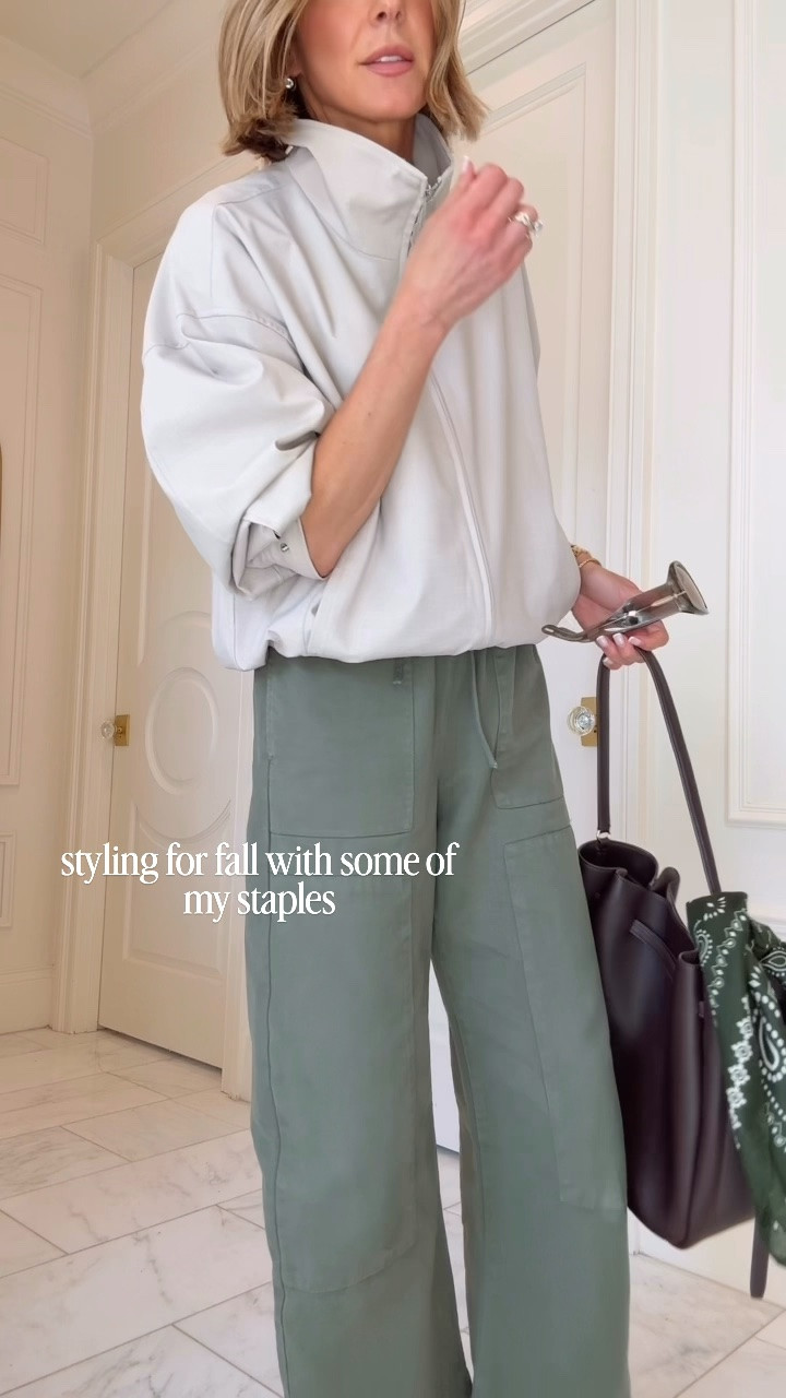 Grab these carpenter pants before they’re gone again! Such a great everyday pant.

#LTKootd #LTKOver40