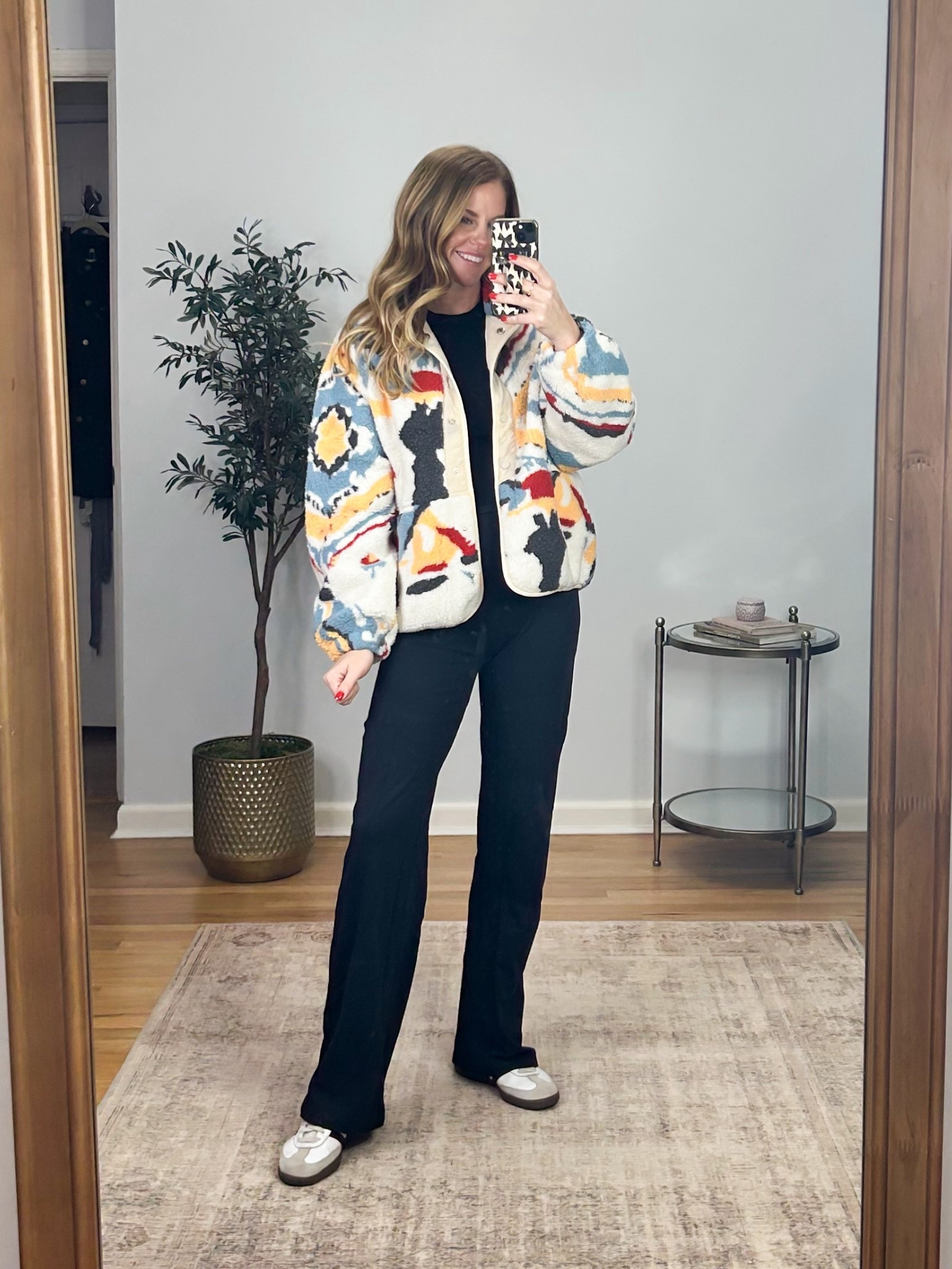 Comfy mom outfit! Love this fleece! Looks very similar to a more expensive brand 👀 wearing size M 

#LTKootd #LTKmomlife #LTKFindsUnder50