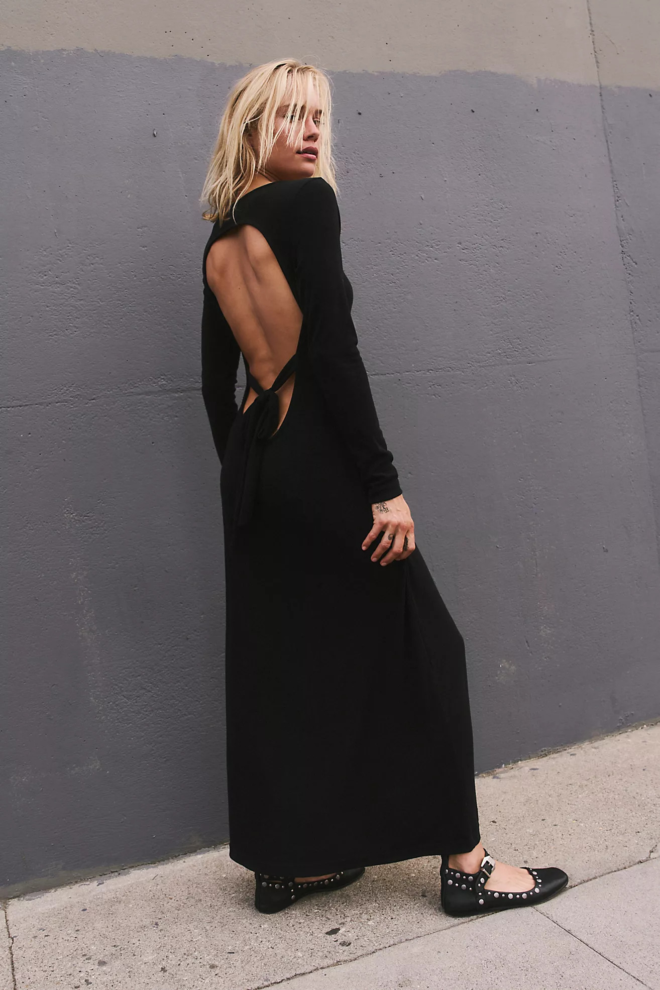 Robe longue essentielle à dos ouvert Aubre | Free People FR