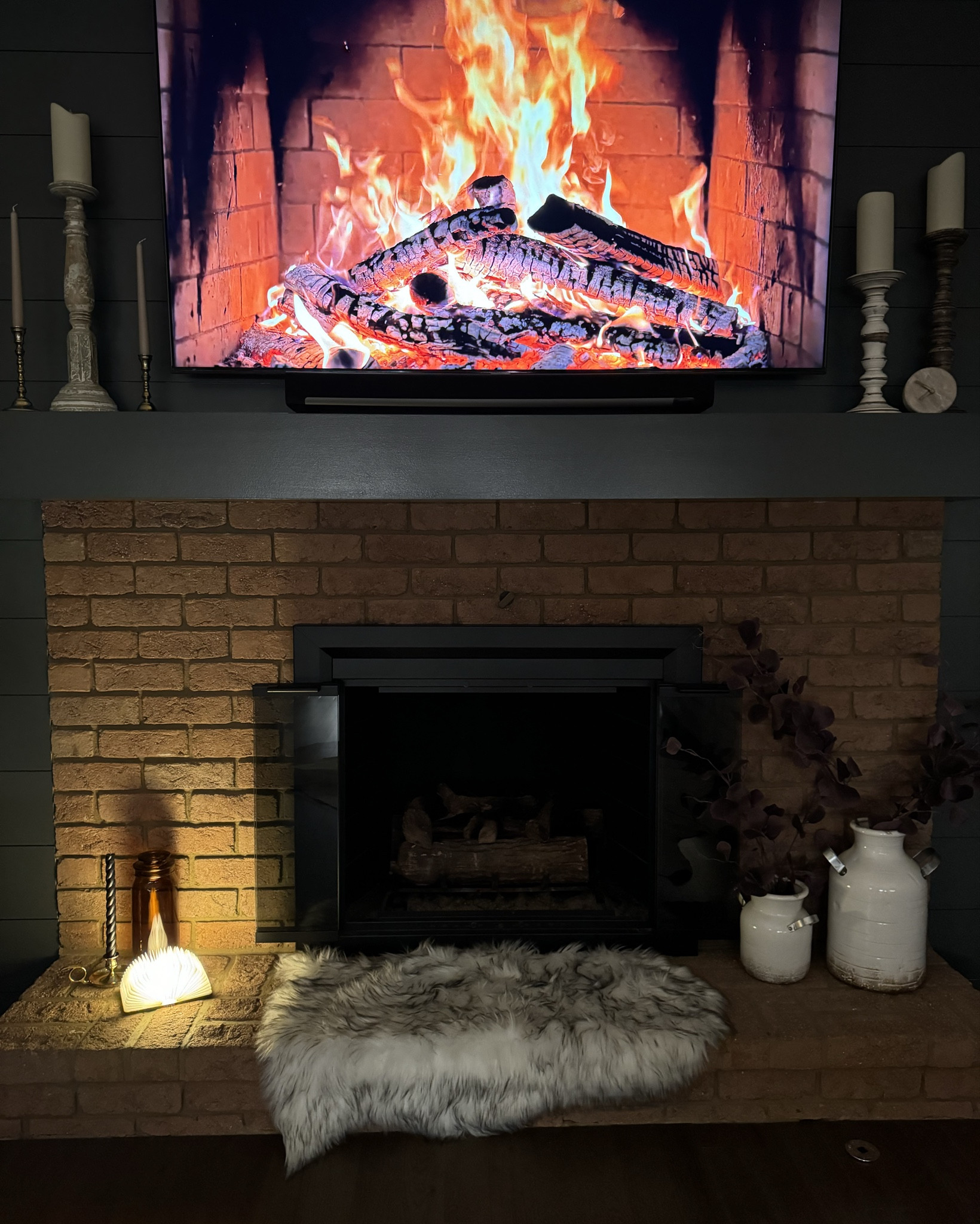 COME ON IN: Check out this unique lamp that looks like a little book! You can change the color from warm to cool, and you can also fold it around for a more modern century modern vibe!

#LTKHome