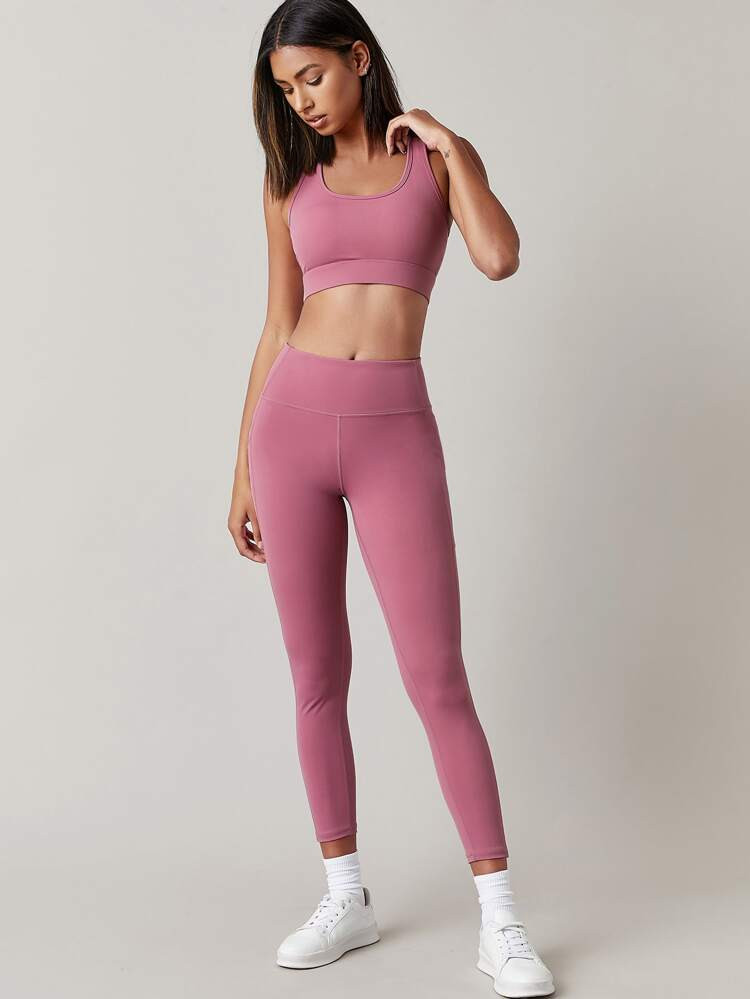SHEIN BASICS Racer Back Peekaboo Sports Bra & Sports Leggings | SHEIN