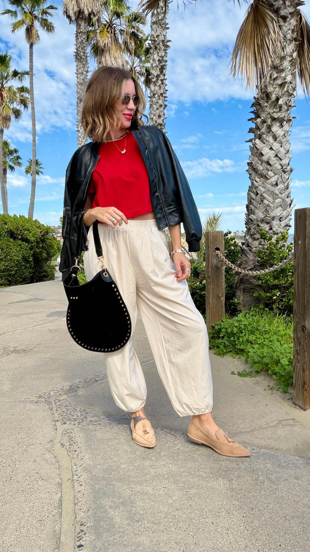 Everything will work out because I’m unwell… AND because I have a cute outfit on ♥️✌🏻 

Bag: IG @prettysimplecollection
Code: HEATHERMOORE

#LTKdayinmylife #LTKgrwm #LTKootd