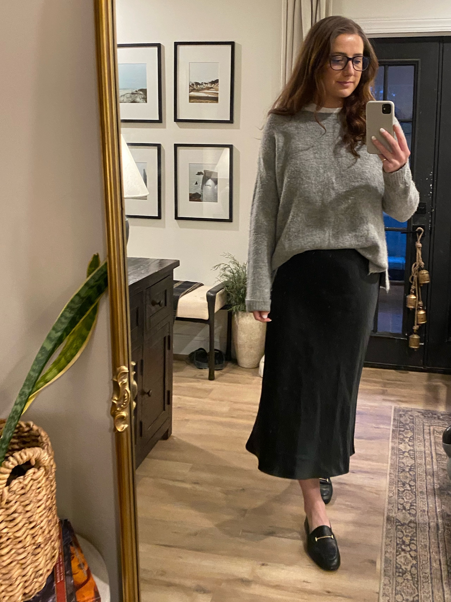 A cozy Spring outfit for transitioning between seasons ❤️  just bought this midi skirt and having so much fun finding ways to style it for Spring and Summer 🫶🏼

#LTKshoecrush #LTKfindsunder100 #LTKstyletip