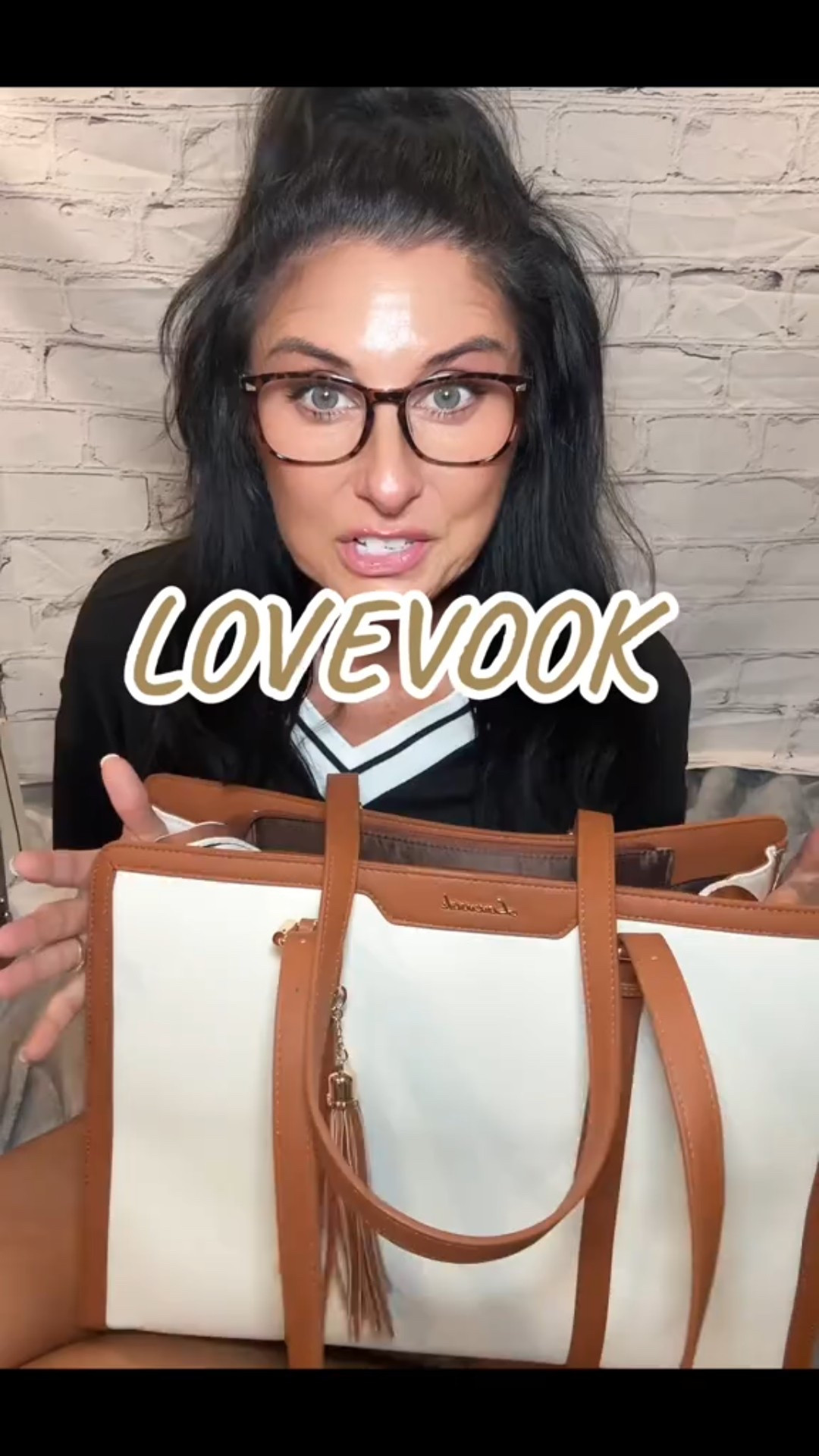 LOVEVOOK has some of the most amazing work bags! The quality as well as the functionality and style of the bags are unbeatable 💙

#LTKOver40 #LTKStyleTip #LTKItBag