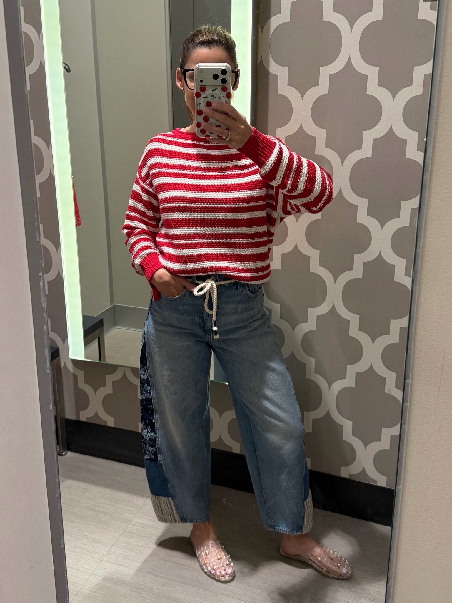 Memorial Day outfit 🇺🇸 The cutest barrel jeans paired with a red and white striped sweater for an easy patriotic look you’ll wear all summer long.
