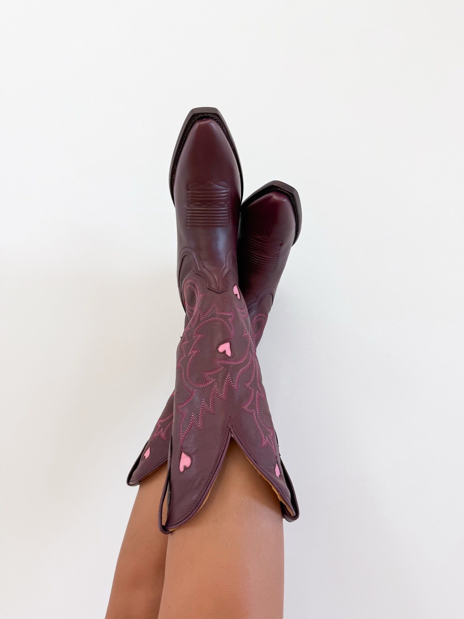 These boots run TTS!

#LTKgrwm #LTKPetite #LTKootd