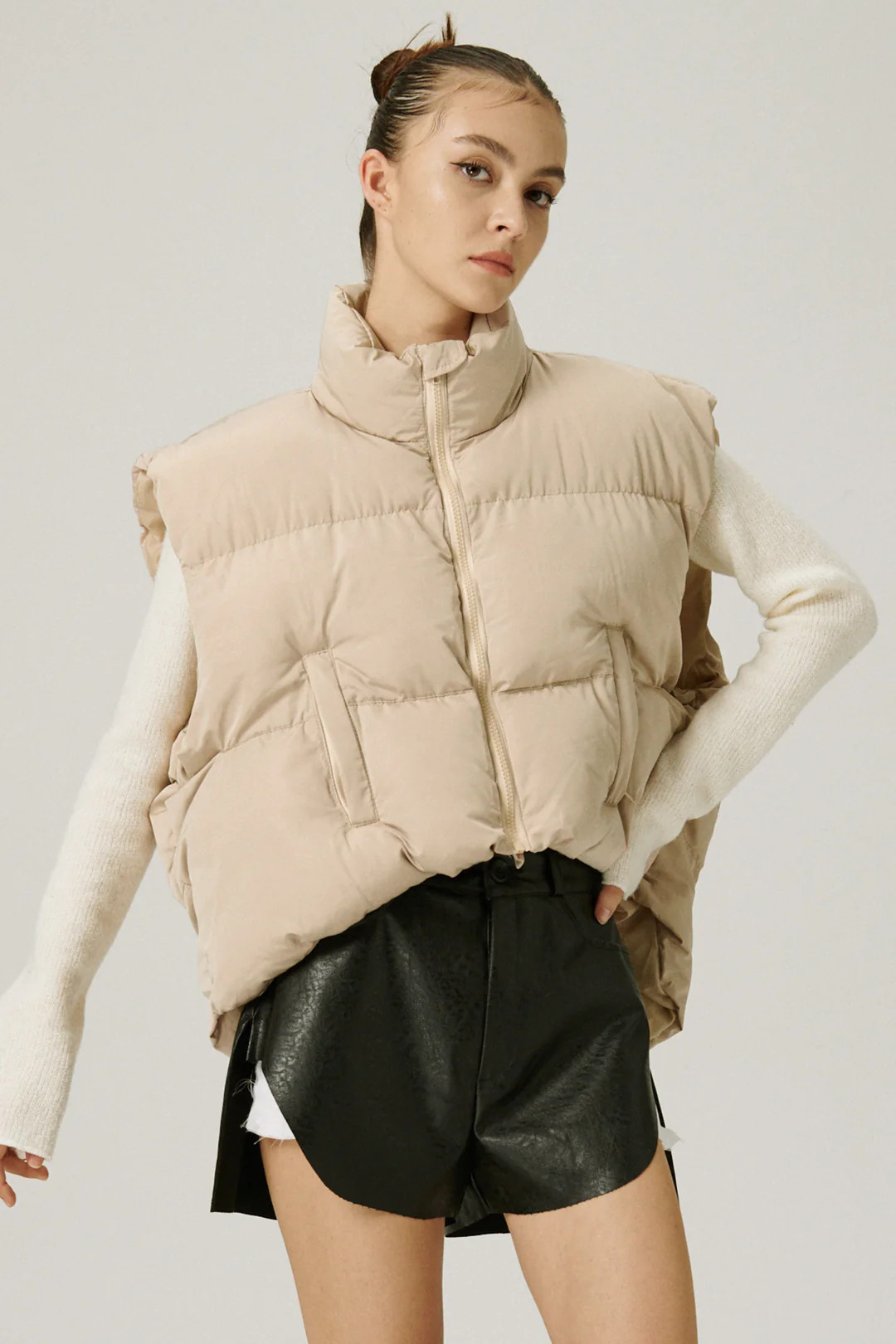 Diane Hi-lo Puffer Vest | Storets (Global)