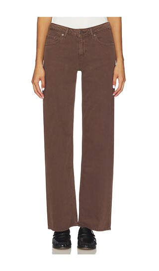 LEVI'S Low Loose Jeans in Brown. - size 32 | Revolve Clothing (Global)