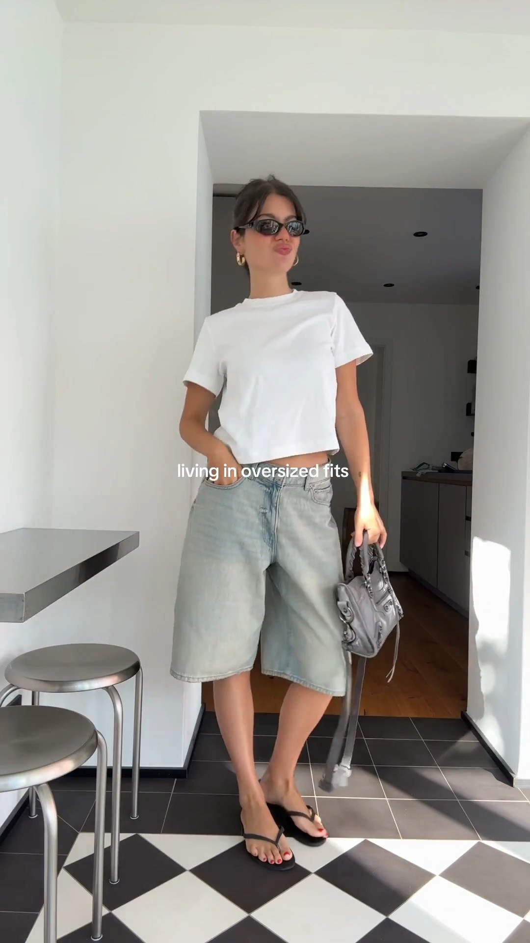 Simple oversized outfits >>> #oversizedfit #tomboyfemme #simpleoutfit #basicfit #denimjorts

#LTKsummer #LTKmidsize #LTKstyletip