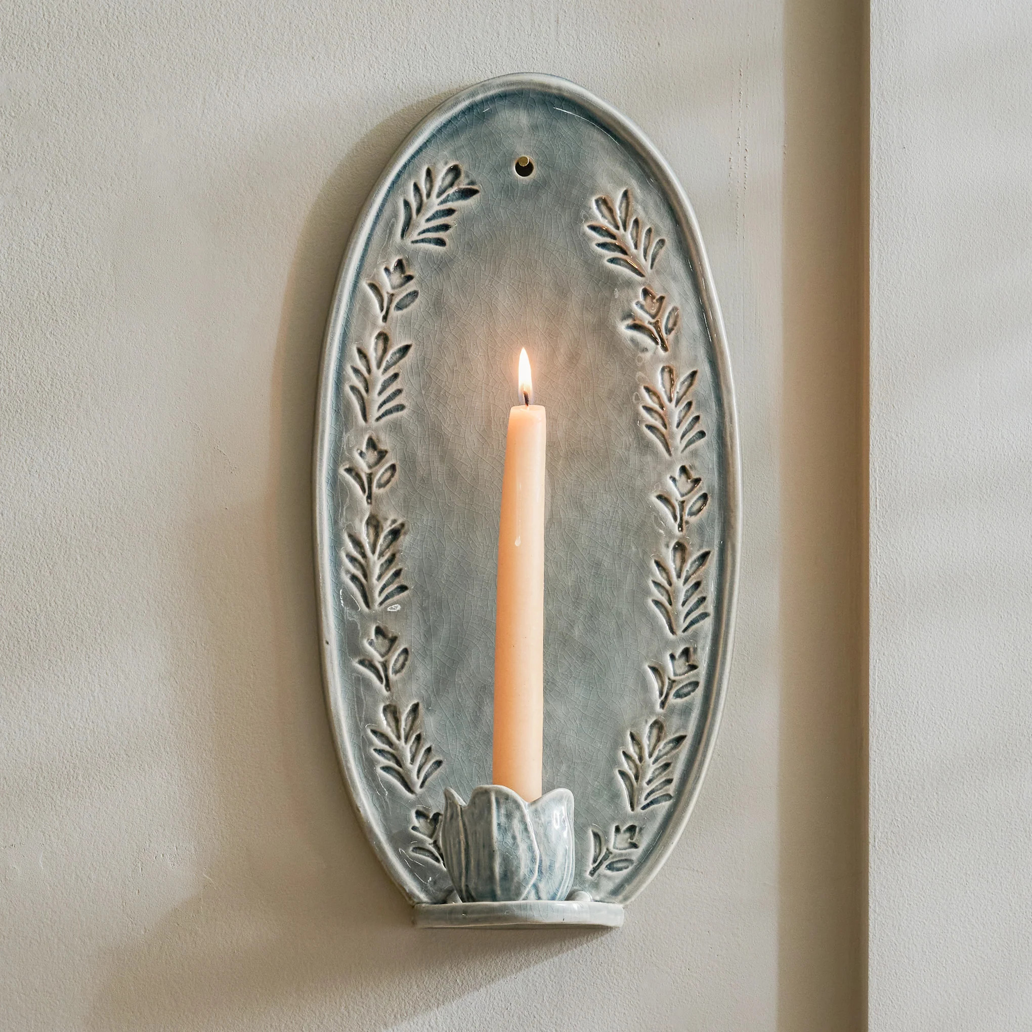 Annie Floral Ceramic Wall Sconce | Magnolia