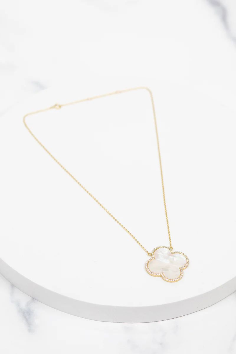 Mother of Pearl Clover Necklace | Avara