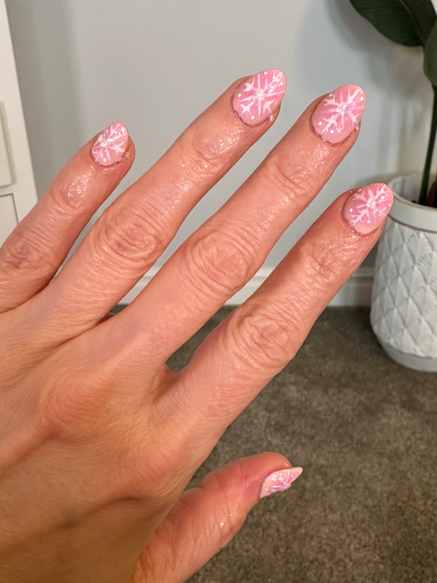 My first wintry Gel X set of the season ❄️✨ Linking all the nail tools, gels, and snowflake accessories I used to create this Christmas look at home. Perfect for anyone wanting a salon-level mani without leaving the house!

#LTKBeauty
#LTKHoliday
#LTKUnder50
#LTKHome
#LTKMakeup
#LTKSeasonal
#LTKGiftGuide
#NailArt
#GelXNails
#NailSupplies
#DIYManicure
#HolidayBeauty

#LTKSeasonal #LTKHoliday #LTKFindsUnder50