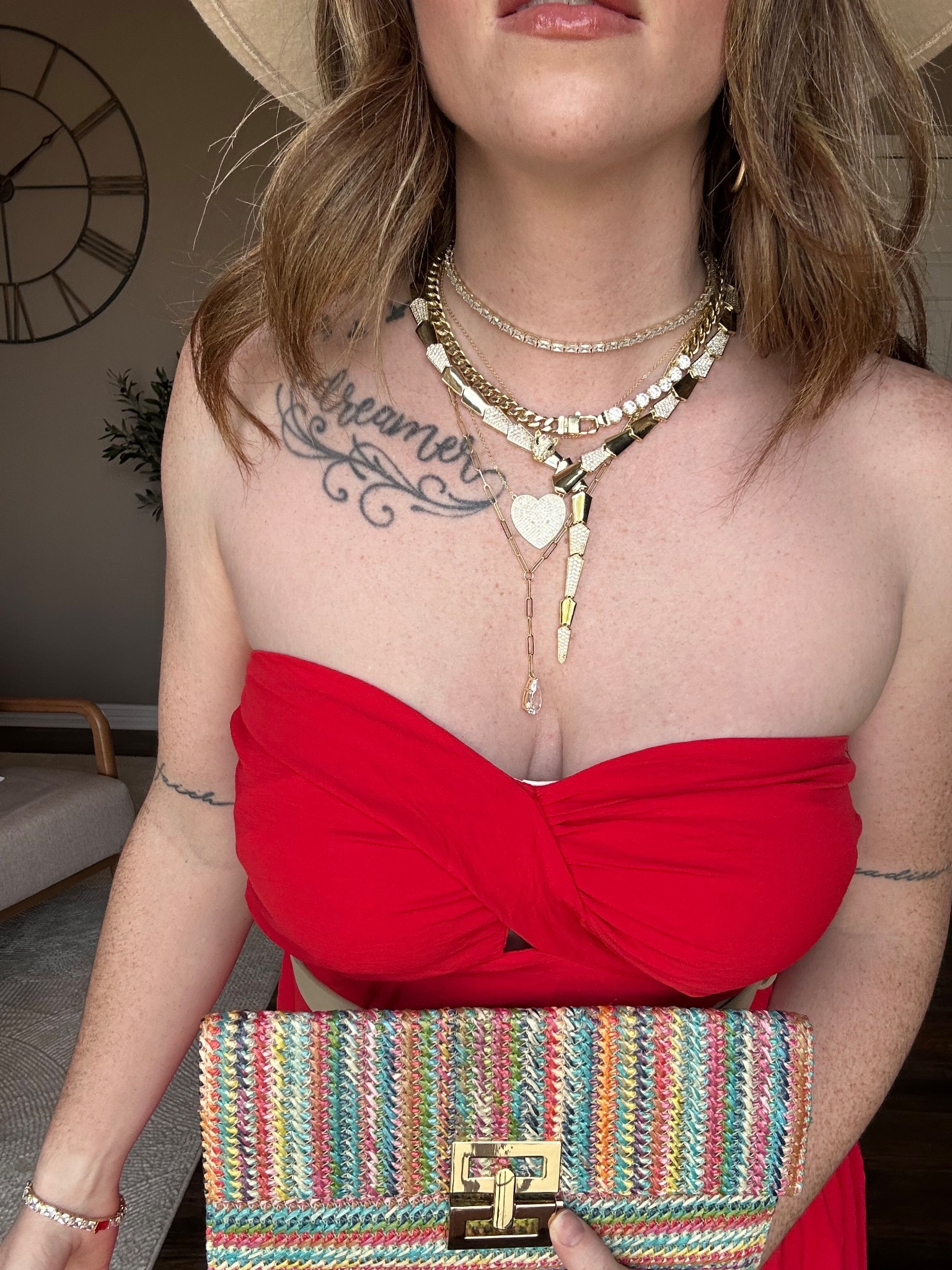 That girl who loves to stack ✨

Use code ROBIN to get 10% off your purchase! 😉