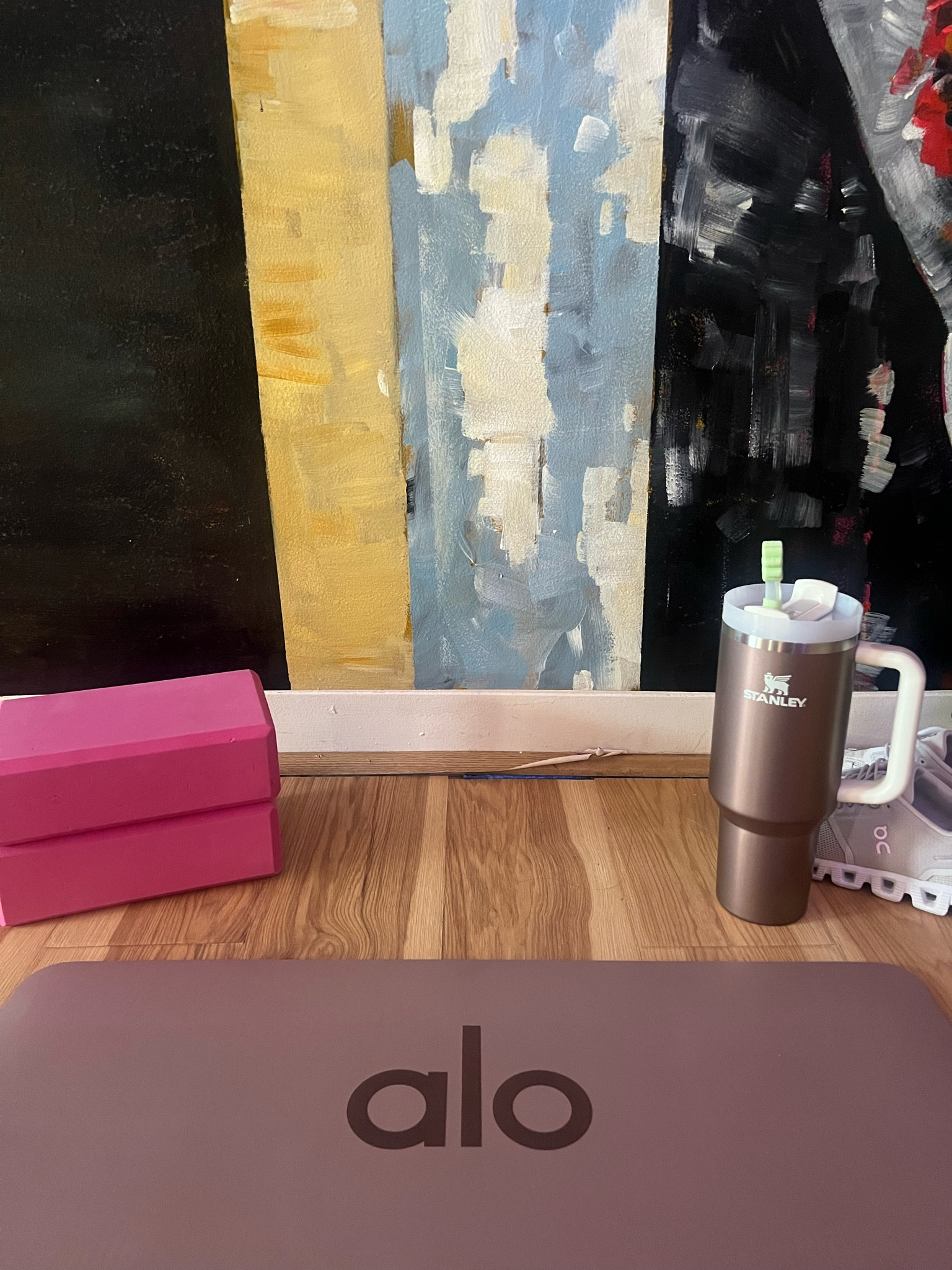 Hot yoga essentials 🔥 🥵 

#stanley #aloyoga #yoga #oncloud #exercise #lifestyle #health

#LTKfitness #LTKActive #LTKGiftGuide