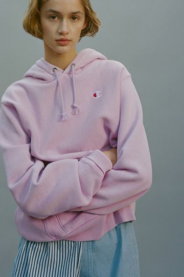 Champion UO Exclusive Classic C Patch Hoodie Sweatshirt | Urban Outfitters (US and RoW)