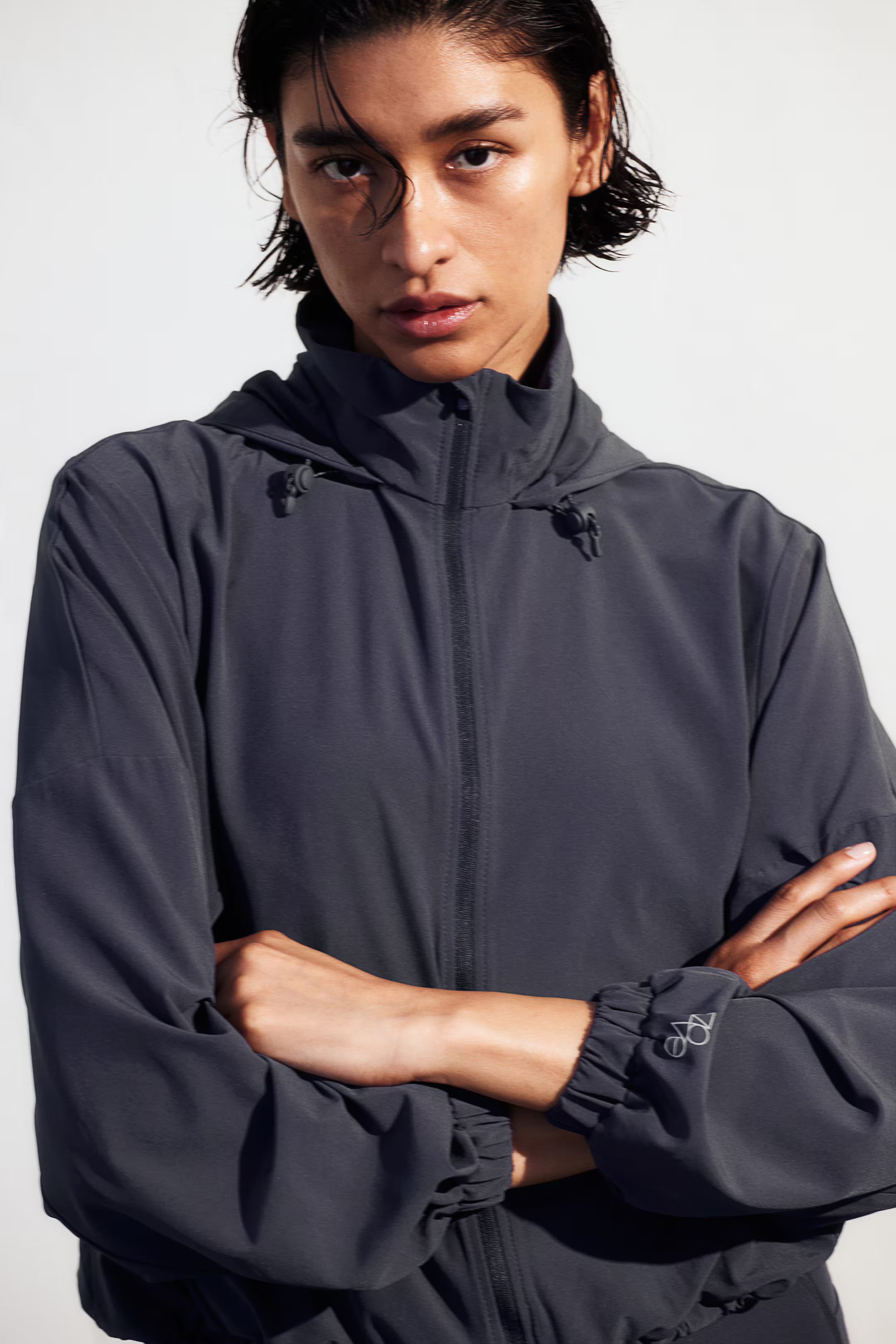 Windproof sports jacket in DryMove™ | H&M (UK, MY, IN, SG, PH, TW, HK)