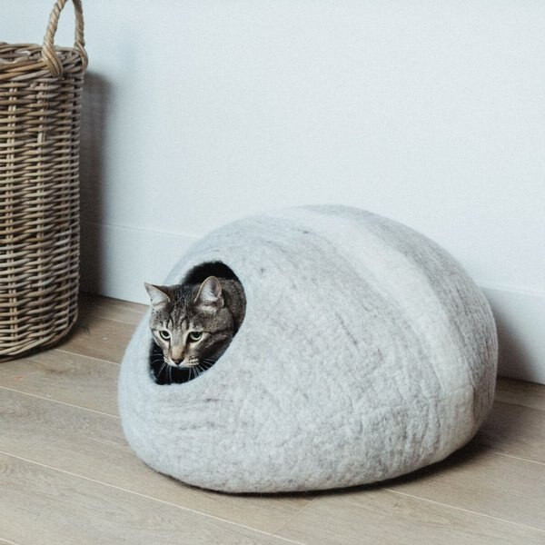Mau Lifestyle Horizon Large Wool Felt Cave Cat Bed | Chewy.com