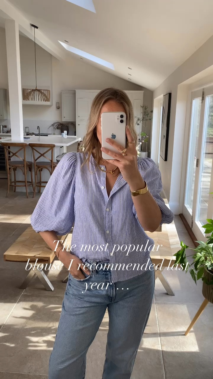 My clients loved this blouse last year ..
It’s a beautiful linen viscose fabric 
Light , summery and feminine. 
It’s a great silhouette for most shapes and super easy to wear. 
I’m wearing the medium . 
Cost under £20! 

The jeans a brilliant straight leg style - wearing a U.K. 14 - true to size. 

Necklace is Missoma who have 20% off this weekend. 