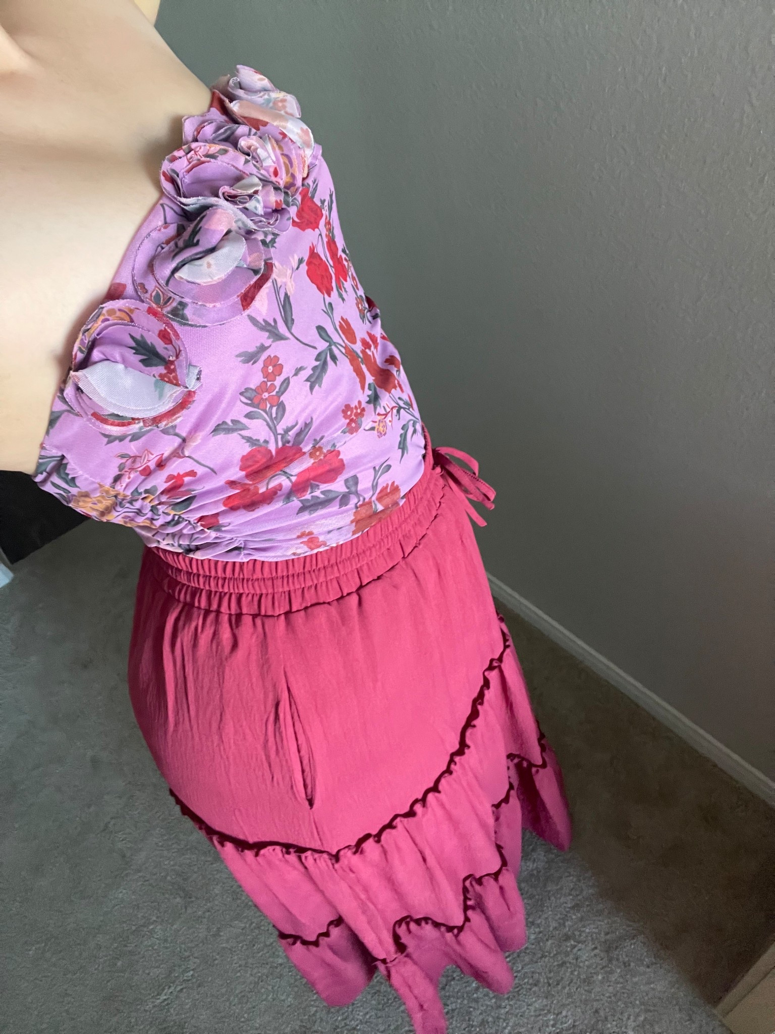The PERFECT maxi skirt for fall! Comes in many colors and has pockets and elastic waistband. I’m 5’10 sz 12 and got a size L and it’s perfect! 

Boho Fall outfits. Outfit inspo. Fall fits. Maxi skirt. Renaissance skirt. Toile. Tiered skirt. Pink skirt. Midi skirt. Tube tops. Anthropologie. Boho outfits. Boho chic. 

#LTKStyleTip #LTKSeasonal #LTKFindsUnder50
