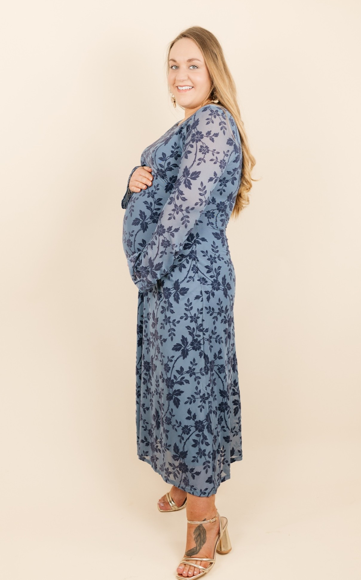 Blue floral dress, Amazon dress, baby shower dress, maxi dress, wedding guest dress, workwear, work dress, church dress, Amazon outfit, Amazon style, maternity pictures, maternity photoshoot

#LTKBump #LTKMidsize #LTKootd