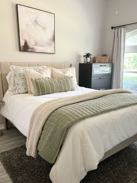 Bedroom decor, upholstered bed, velvet quilt, bedding, bedroom redo

#LTKstyletip #LTKhome #LTKSeasonal