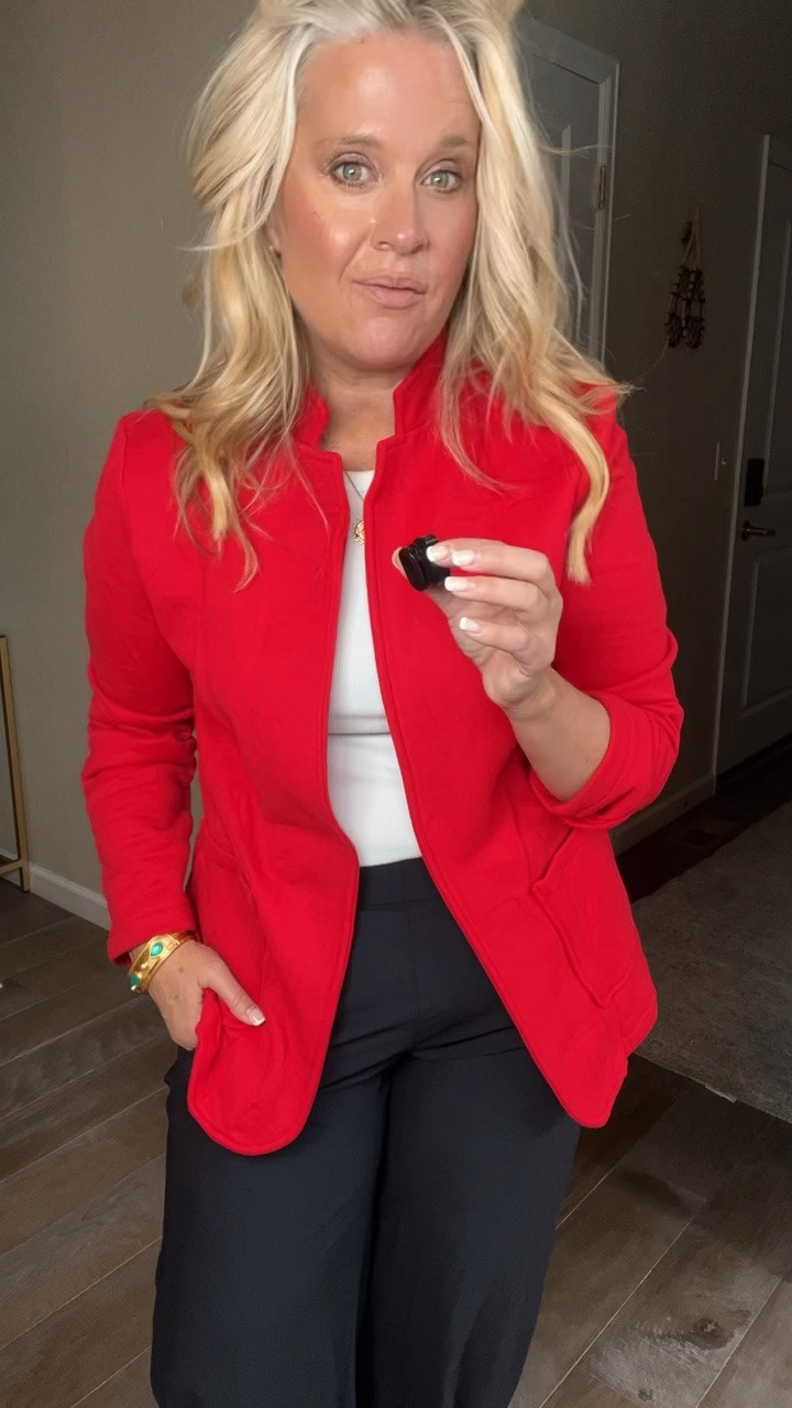 ✨Tap the bell, save and ❤️ start here over 40 fashion, midlife style, midsize fashion and luxury looks for less.  


⬇️Sizing information:
Large (size up if in between sizes.) 
These are the 7 pieces I’m loving for fall this week 🤎

Not because we need more clothes 😂 but because these are the pieces that actually make getting dressed easier.

Good jeans, great layers, the perfect tank and loafers that pull everything together. Wear them together, mix them with what you already own, and get a LOT of outfits out of them.

That’s always the goal around here. Buy better. Look good. Feel good.

I linked all 7 + how I’m wearing them. 🤍

👑 Helping you look good, feel good.-Lindsey Denver   Check back daily for belly-friendly style, confidence, and Outfit Physics™.

#LTKOver40 #LTKMidsize #LTKPlusSize

Comment SHOP below to receive a DM with the link to this post on my LTK ⬇ https://liketk.it/6oEFM