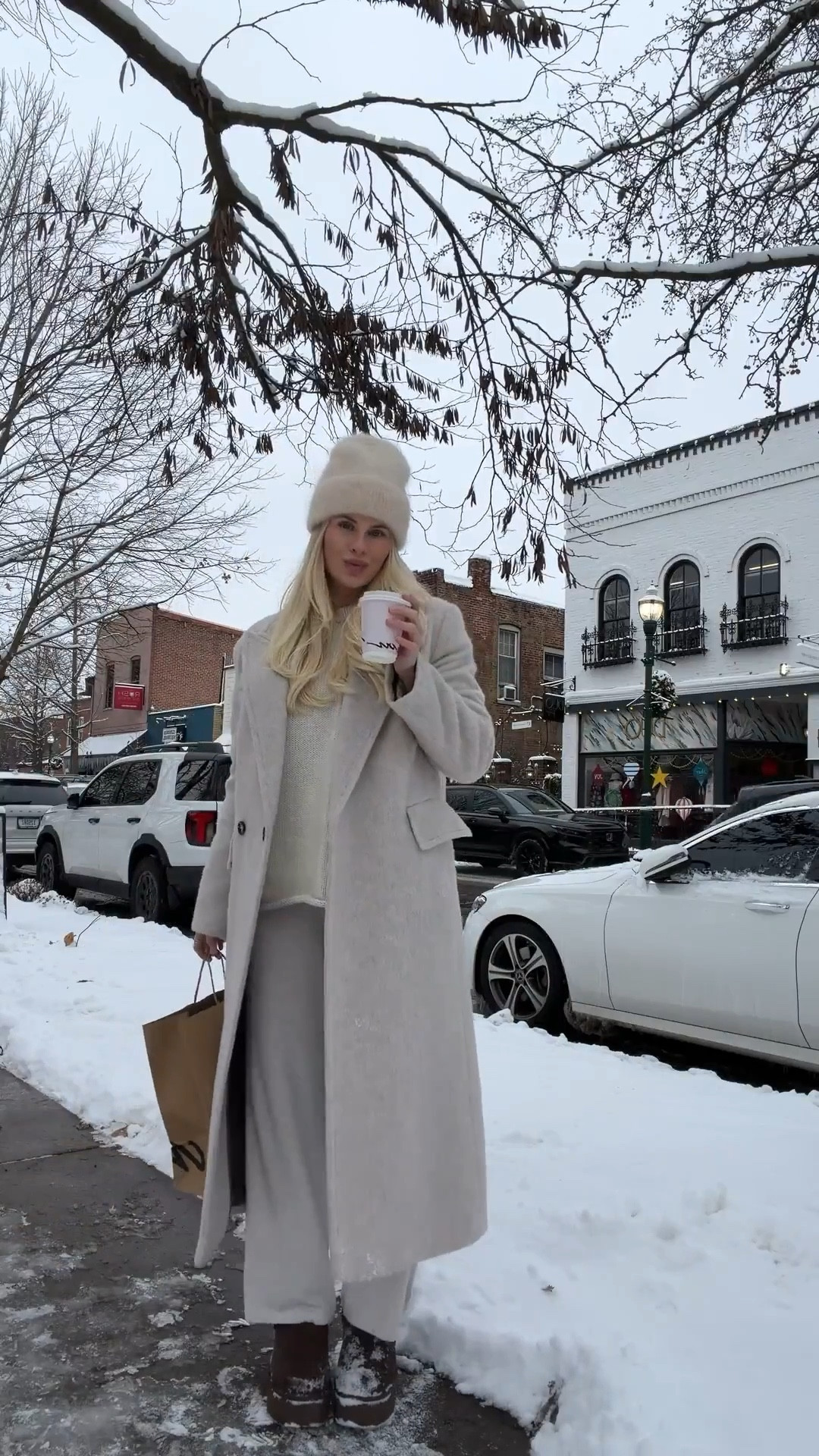 Wearing a small in sweater and in pant (heather light oatmeal), shoes run tts (exact color is sold out in this style). Linking similar mittens, beanie and coat (coat is old from HM).
#kathleenpost

Winter outfit, cold weather outfit, monochrome, winter whites, winter loungewear, coffee run


#LTKdayinmylife #LTKSeasonal #LTKootd