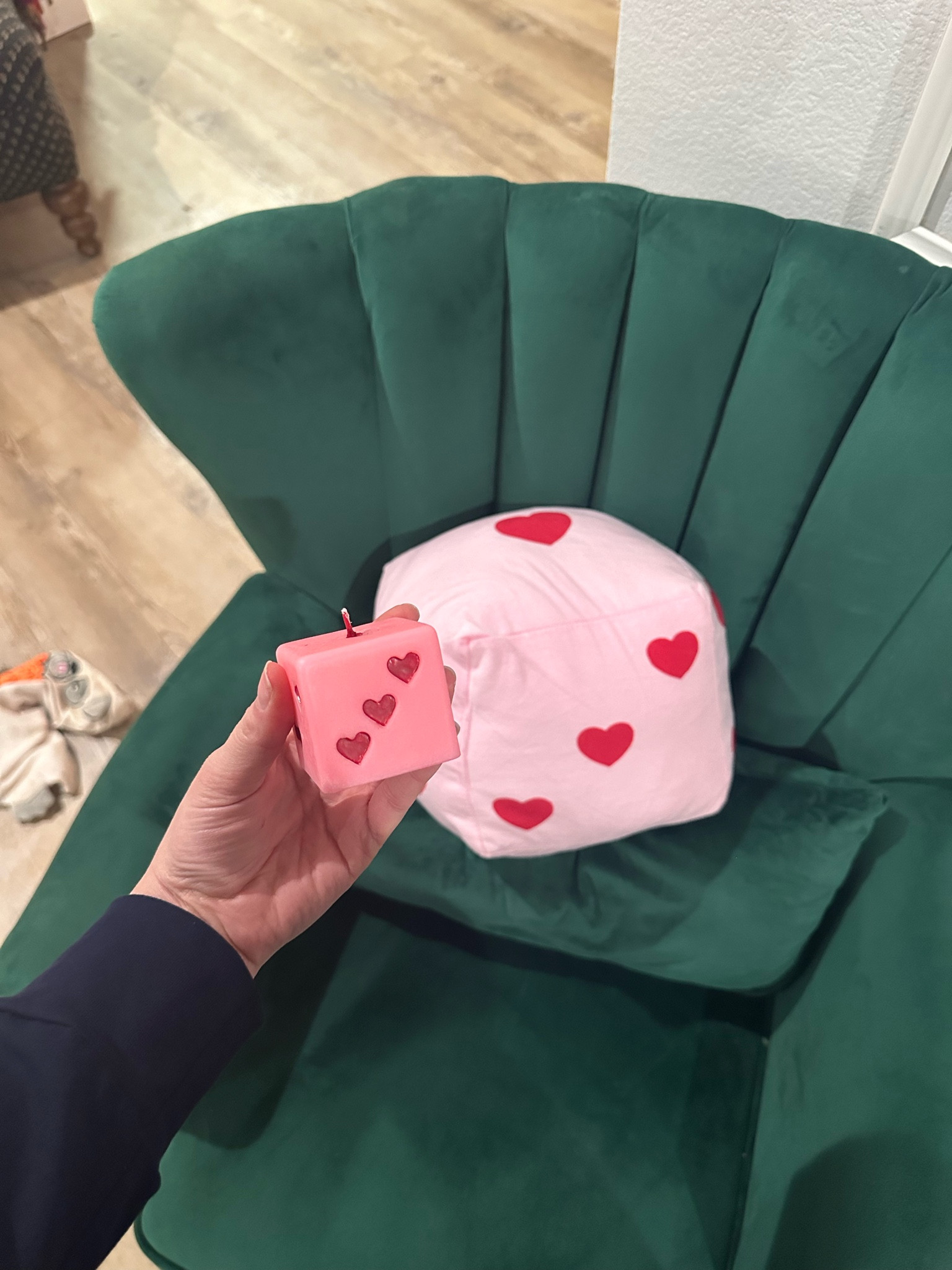 I found the cutest candle to match my pillow from target 