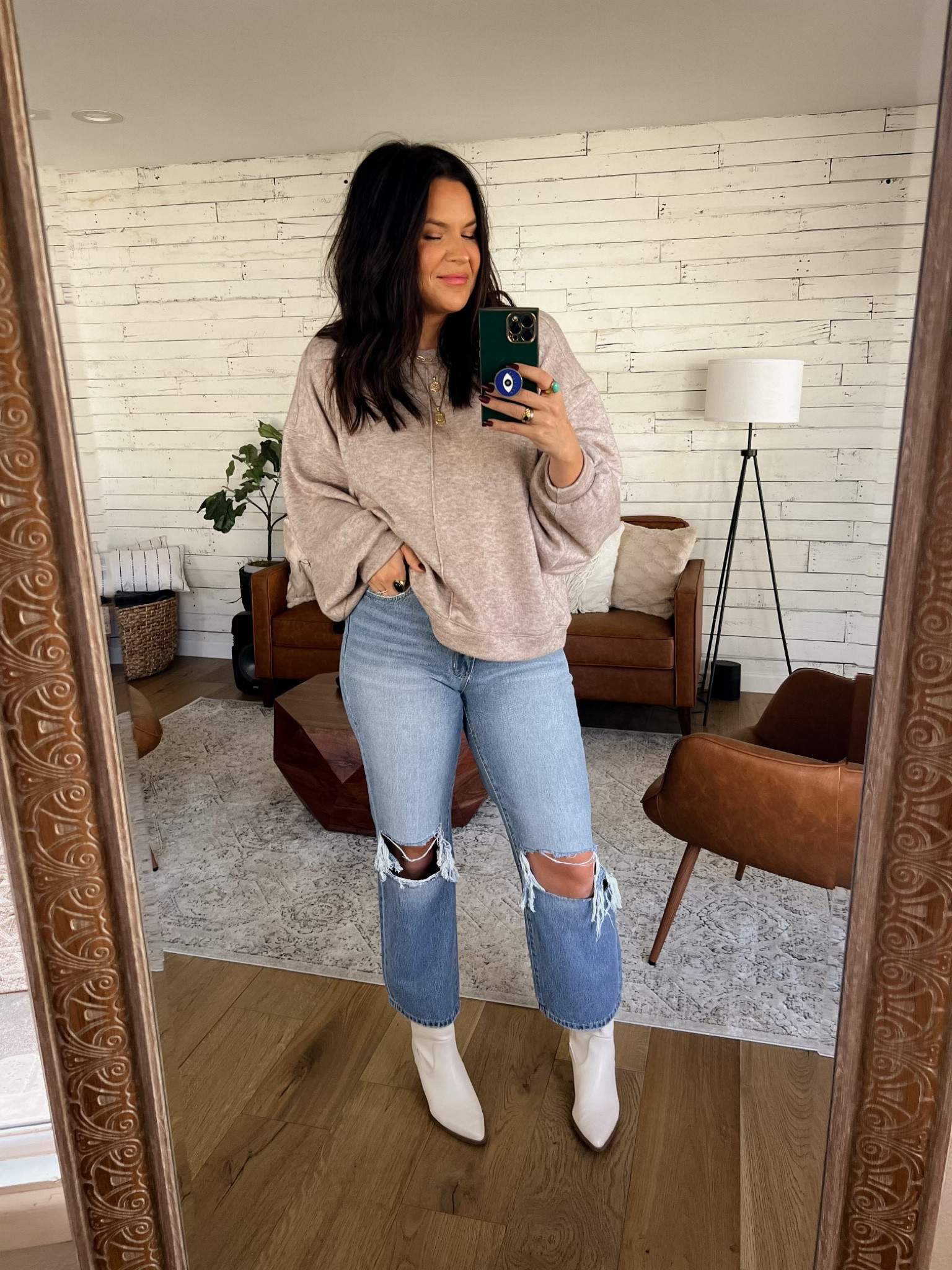 Large in everything, 31 jeans
Code: STEPH20

#LTKSeasonal #LTKFind #LTKunder50