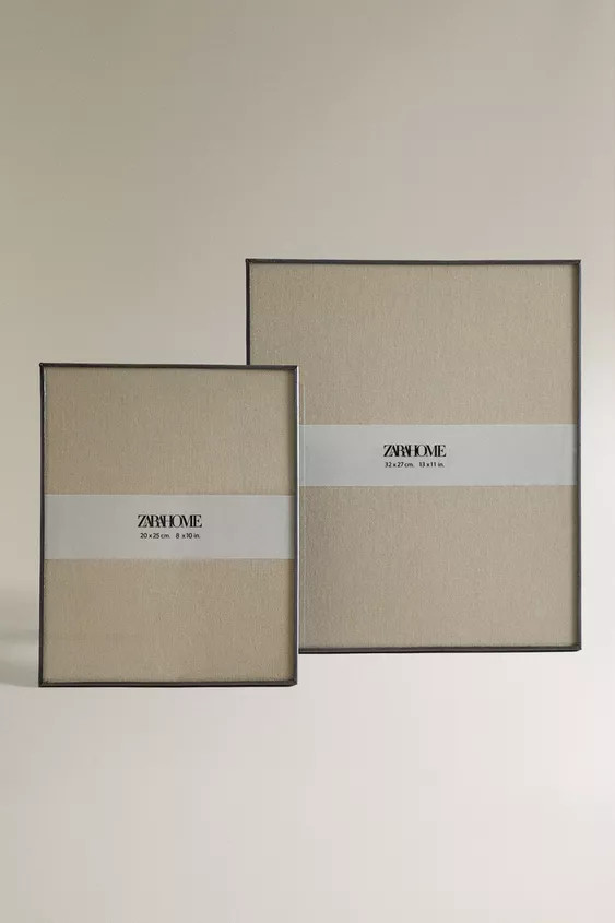 BLACK METAL PHOTO FRAME | Zara Canada