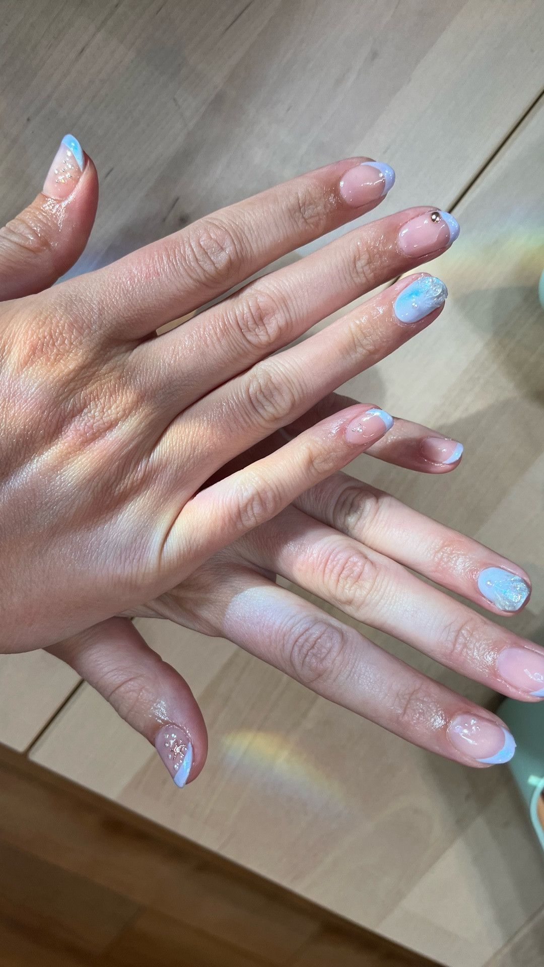 Channeling mermaid vibes for my client’s trip to Greece!! We’ve got starfish, pearls, rhinestones and pearly blue tips!

#LTKBeauty