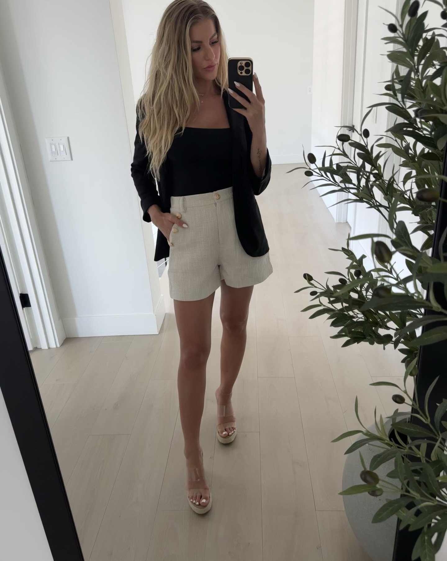 Classy and chic! 

#LTKFindsUnder50 #LTKSummerEdit #LTKBeauty