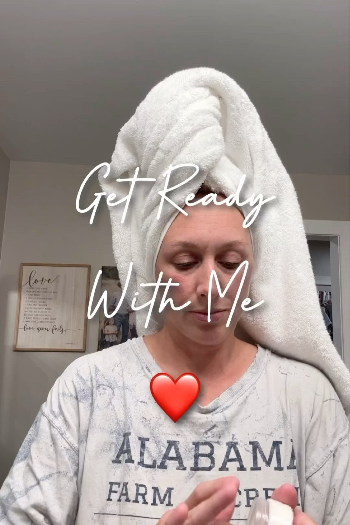 Get ready with me 💁🏻‍♀️💋✨

I’ve got as many of my favorite beauty products as I could find linked in a Walmart list - comment “Link” and I’ll send it to you! 😘 

If you have any questions please feel free to ask! ☺️
.
.
.
#grwm #grwmreel #grwmvideo #getready #getreadywithme #farmwife #farmwifelife #momlife #thisisthirtysomething