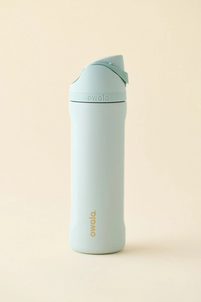 Owala FreeSip 24 oz Water Bottle | Urban Outfitters (US and RoW)