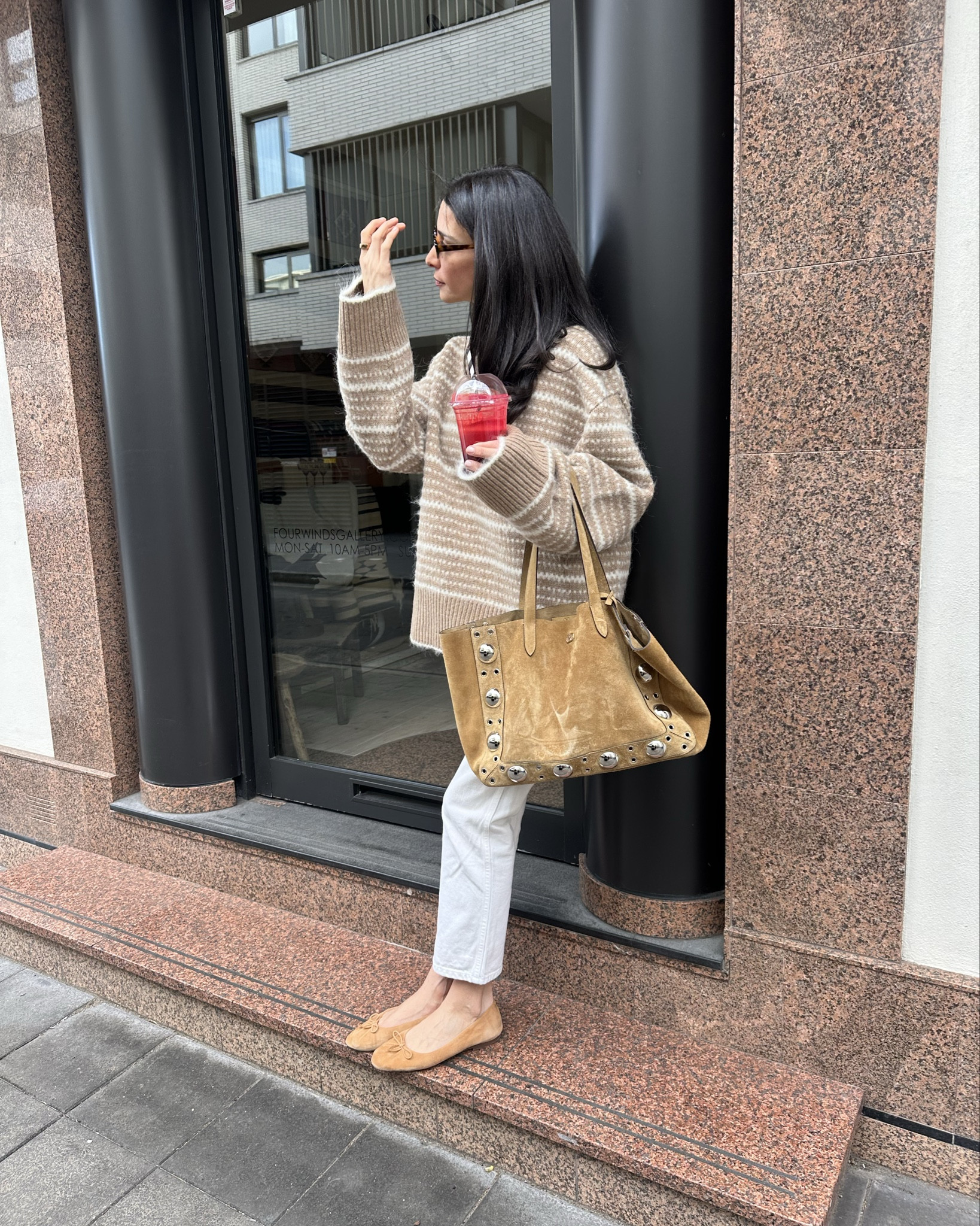 OOTD: favourite new knit and favourite new accessory 🥰

Knit is now on sale! Wearing a size S. Oversized fit. 

#LTKstyletip #LTKaustralia