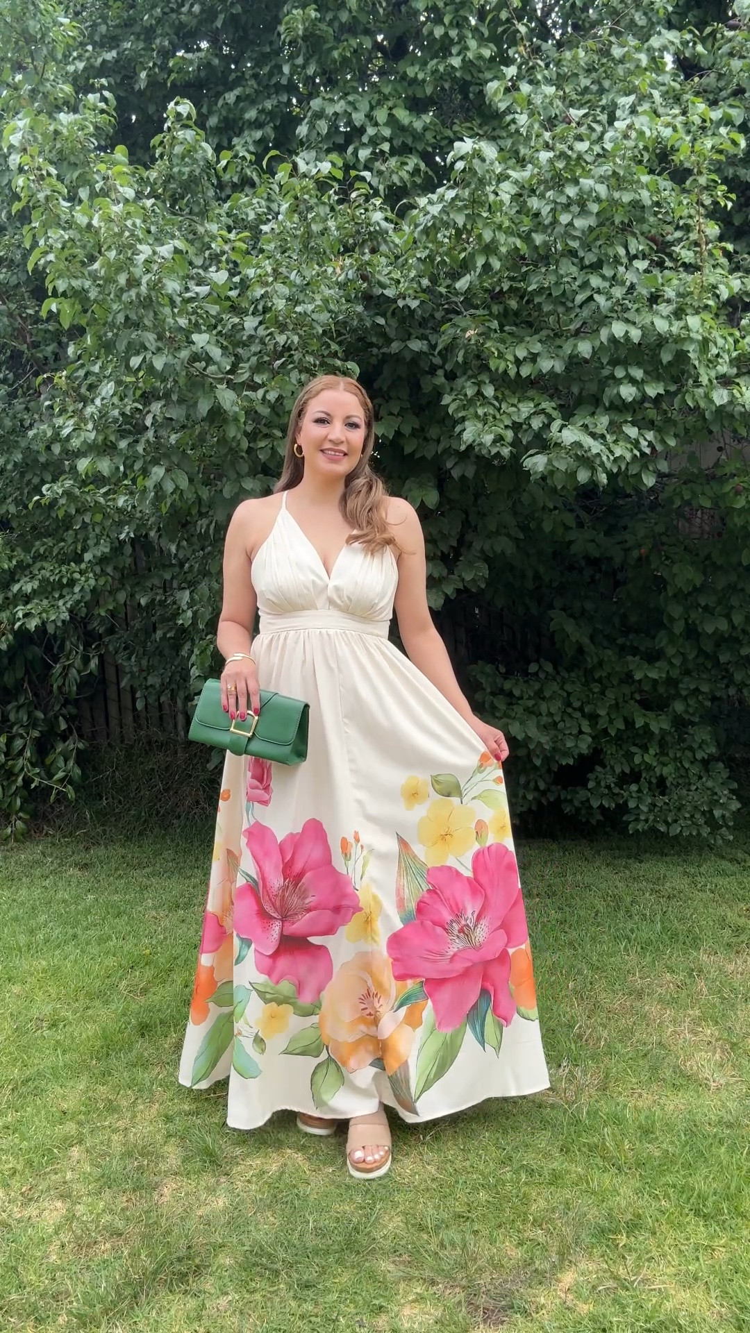 OYOANGLE Floral Sleeveless Bohemian Long Dress for Women, Deep V Neck, Cross Back, Bare Back, Beach, Vacation.
Size:L

#LTKSaleAlert #LTKSeasonal #LTKmomlife

#LTKSaleAlert #LTKSeasonal #LTKmomlife