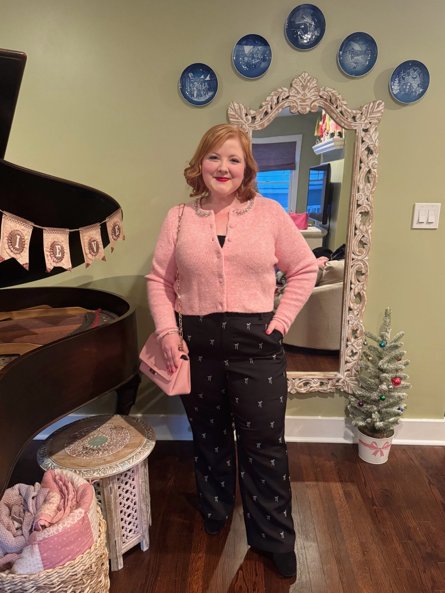 What I Wore to Holiday Nights 🎀🖤 ELOQUII Cardigan size 14/16 and pants size 14


#LTKHoliday #LTKootd #LTKPlusSize