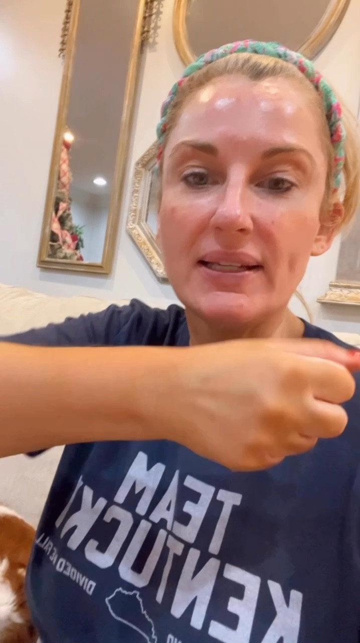 St Trooez self tan mousse

#LTKBeauty #LTKOver40 #LTKGiftGuide