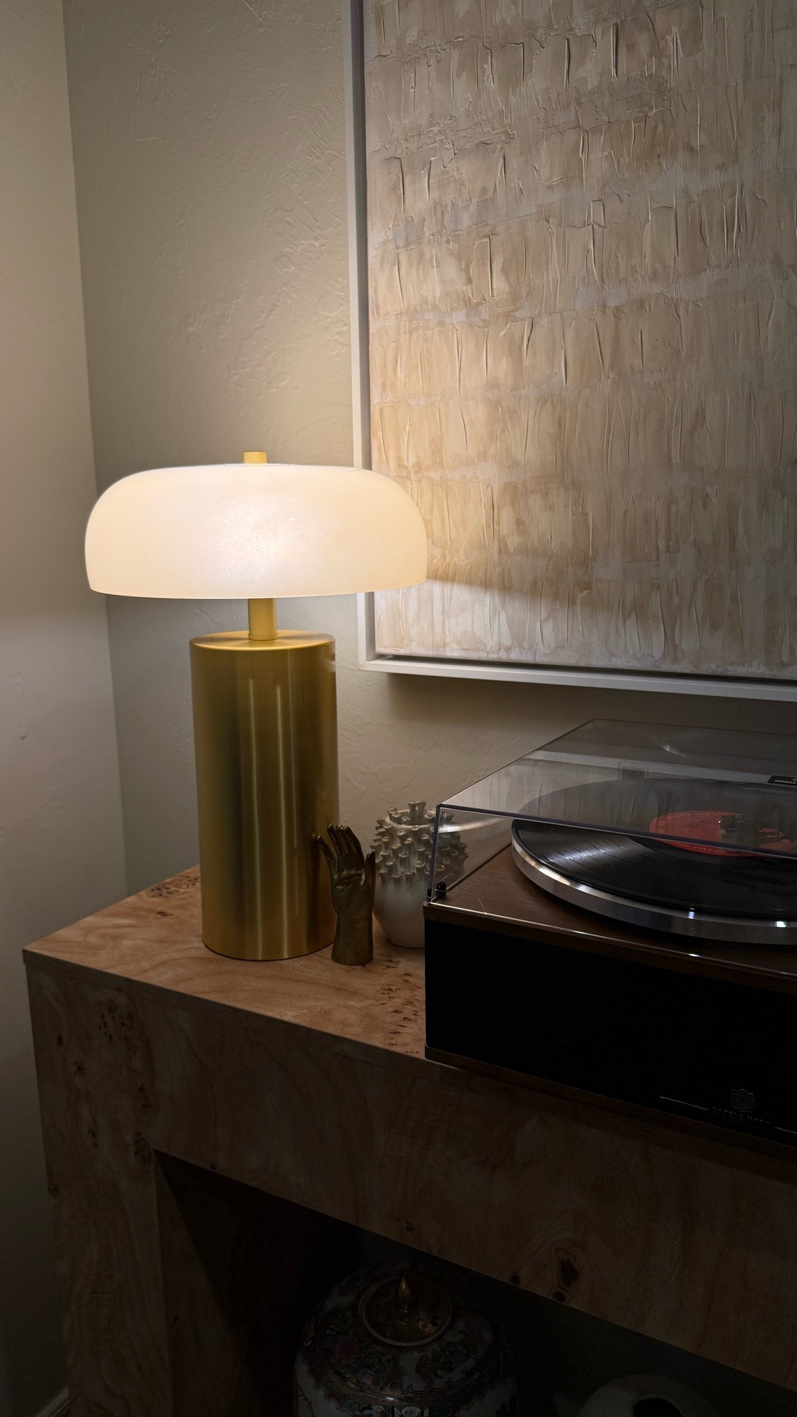 Used ChatGPT to try out new lamp and decor for my console table. 
Very impressed with it, from Amazon!

#LTKHome
