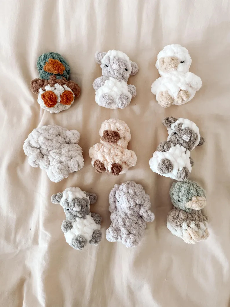 Crochet Finger Puppets Set | Mystery Colors | Bunny, Duck, Lamb Plushies - Etsy | Etsy (US)