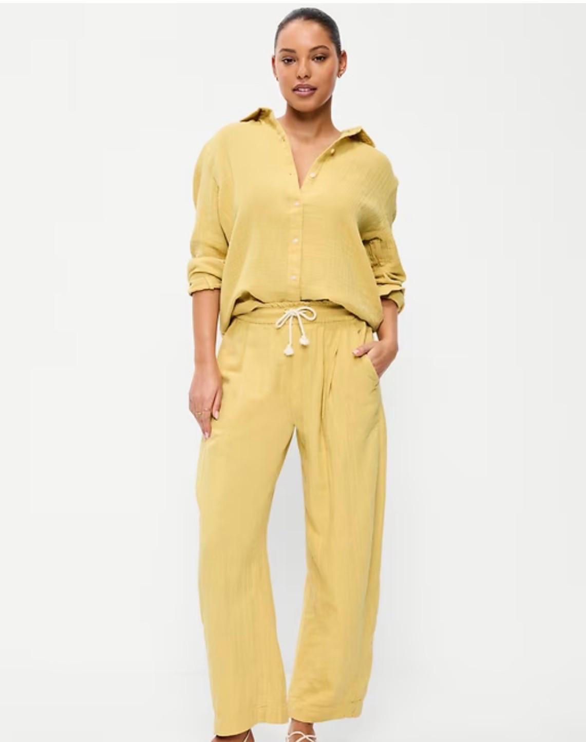 The coziest pants + they are 40% off today!!💛

@oldnavy spring break, spring, summer, travel, vacation, loungewear, lounfe set

#LTKSeasonal #LTKSaleAlert #LTKootd