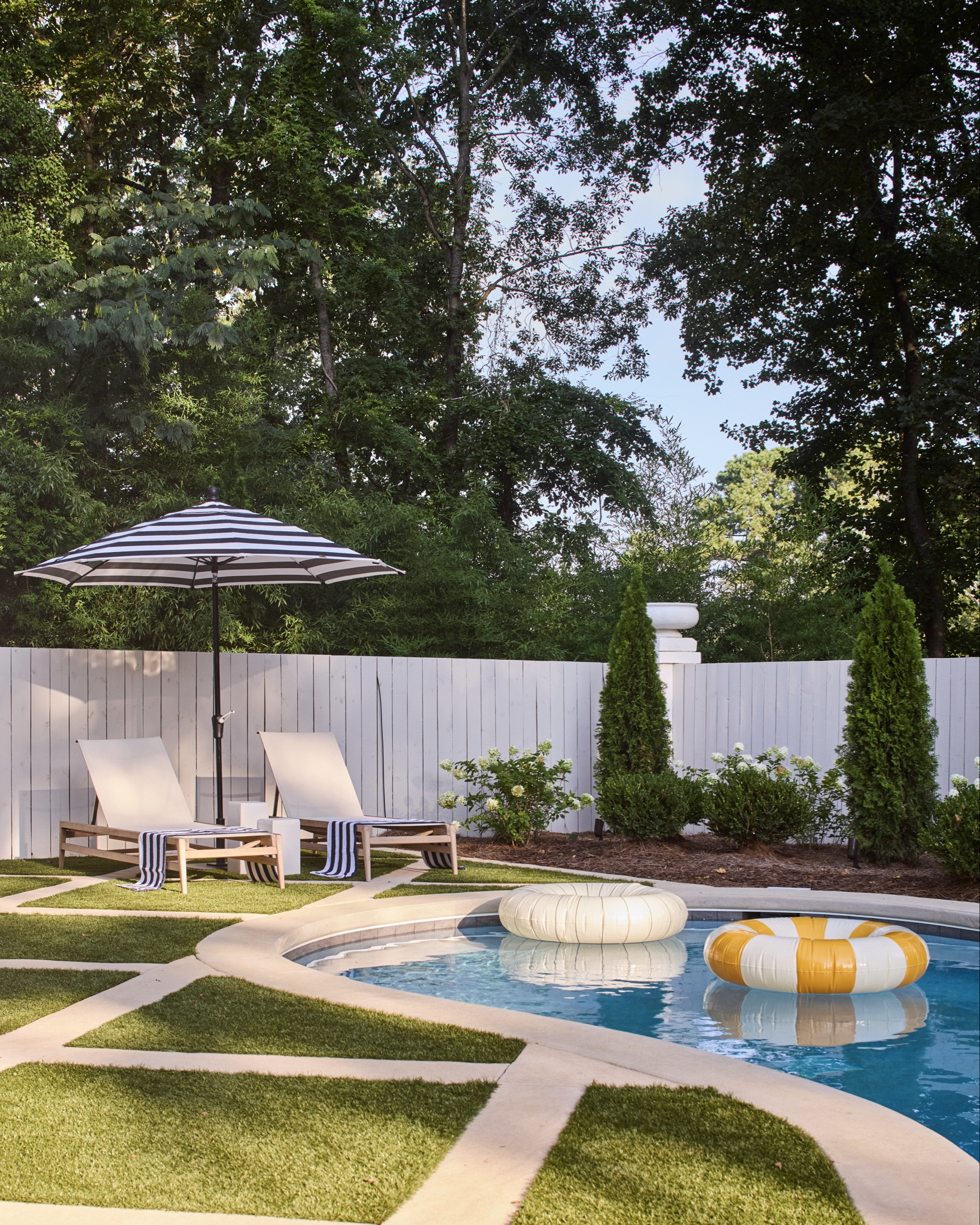 Summer is nearing - here are our poolside essentials 

#LTKHome