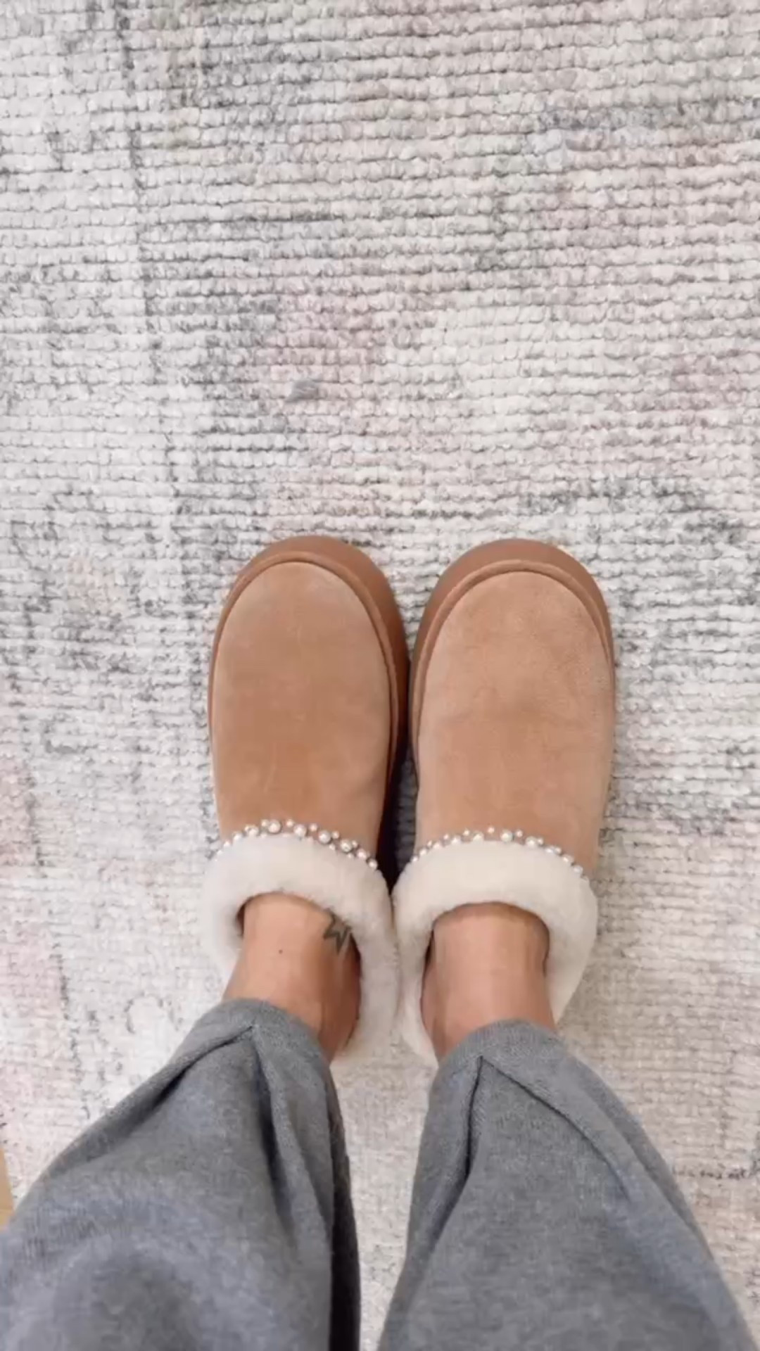 How cute are these embellished slippers?! These make such a great gift for any girl!

Loverly Grey, women’s slippers, embellished slippers, neutral slippers, gift guide, holiday gift ideas 

#LTKGiftGuide #LTKShoeCrush #LTKHoliday