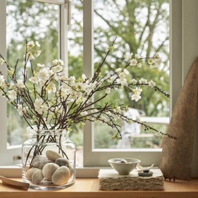 Ludham Hurricane Vase | The White Company (UK)
