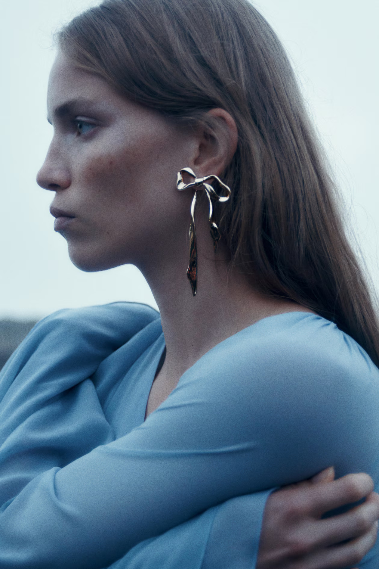 Bow-Shaped Earrings - Gold-colored - Ladies | H&M US | H&M (US + CA)