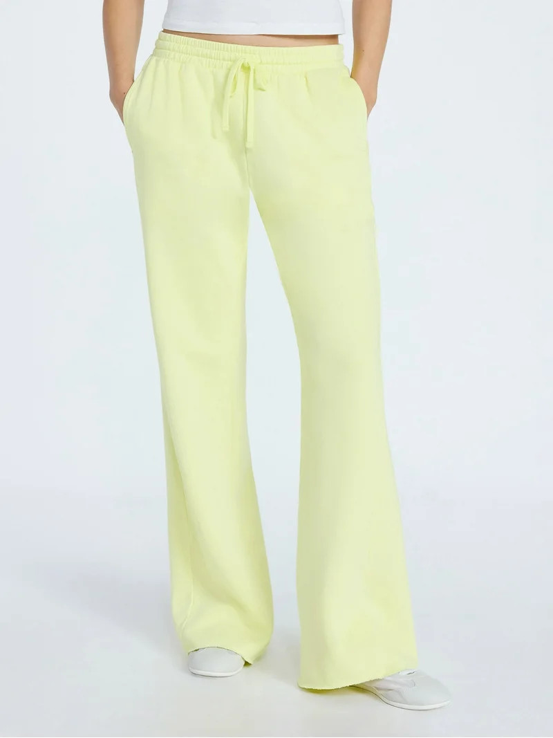 Scoop Women’s Mineral Washed Fleece Flare Leg Sweatpants, Sizes XS-XXL | Walmart (US)