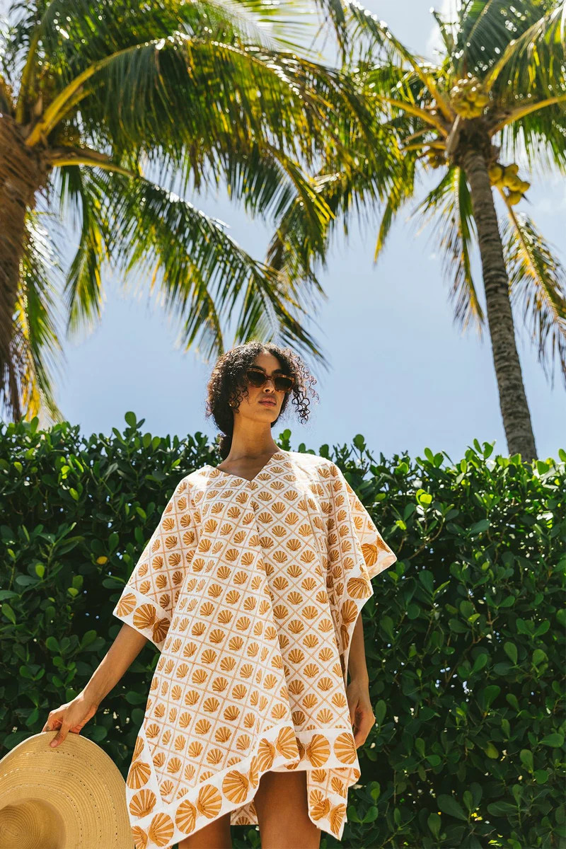 V-Neck Beach Kaftan Short – Kaftan – by SUE SARTOR | SUE SARTOR