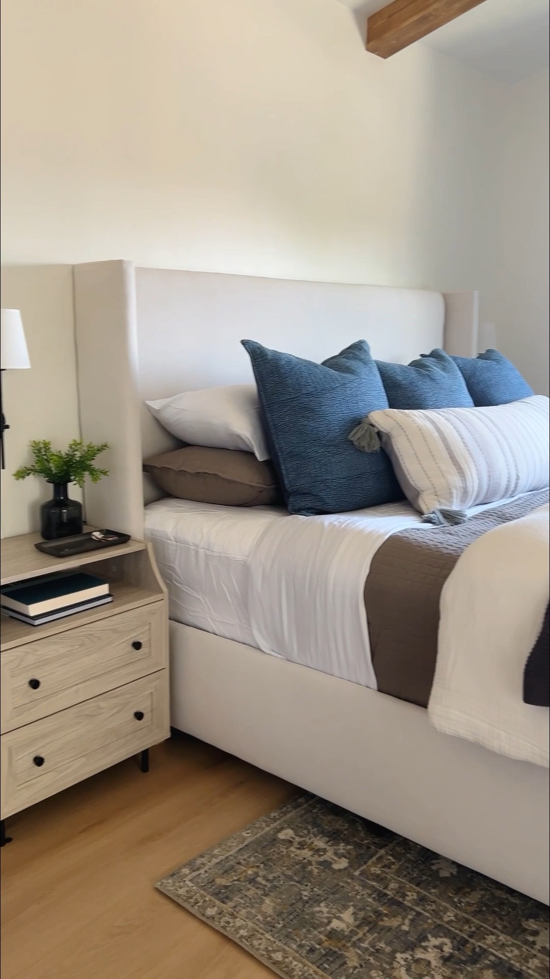 Bedding on sale for Memorial Day!

44% off our favorite cooling blanket
$80 off the BEST sheets
50% off the most versatile rug 

#LTKSummerEdit #LTKHome #LTKSaleAlert