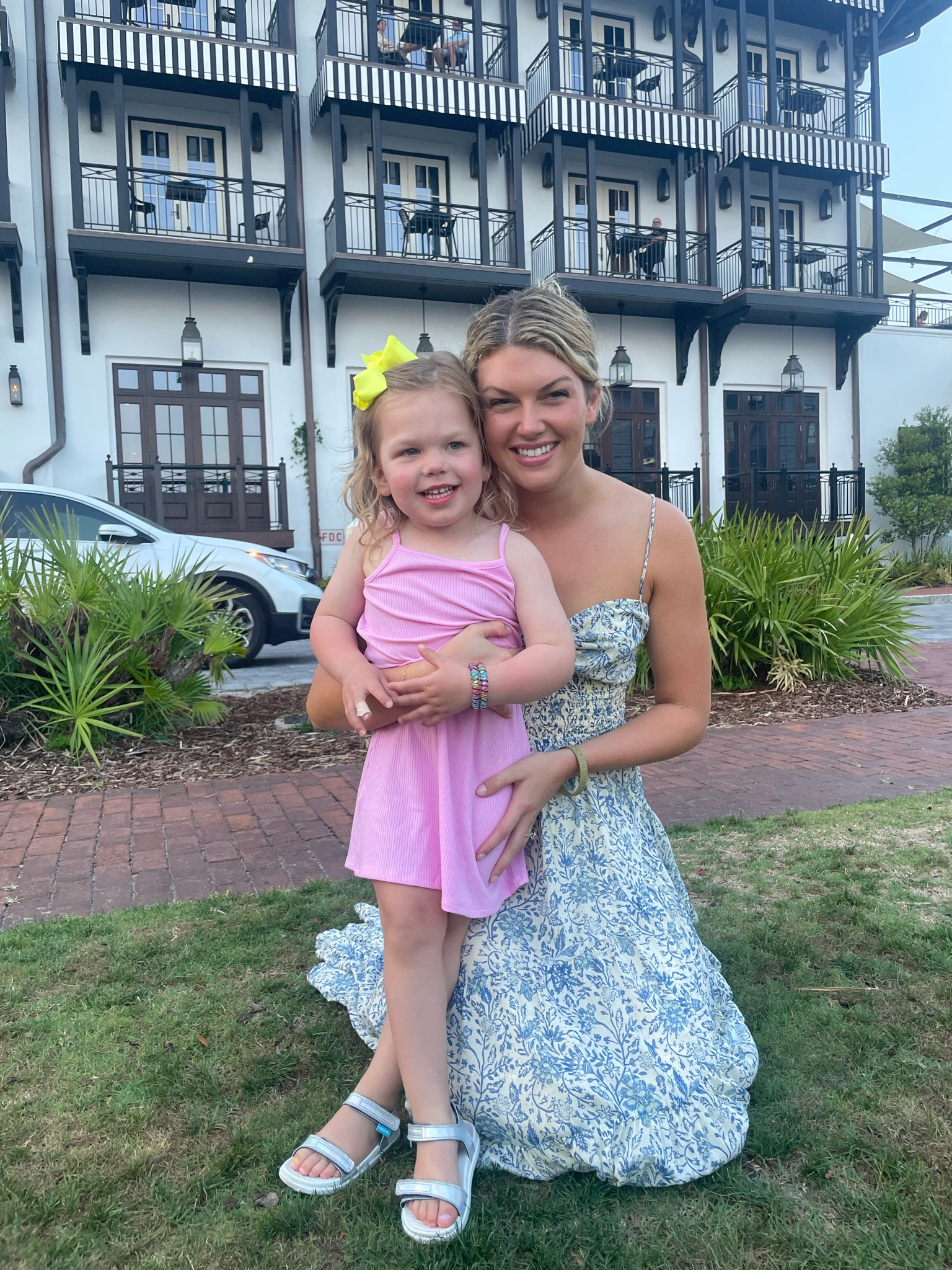 30a beach outfit. Summer dress. Vacation dress. Maxi dress. Size small  